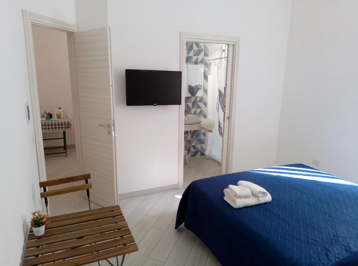 Rooms Add E Criatur Napoli Esterno foto
